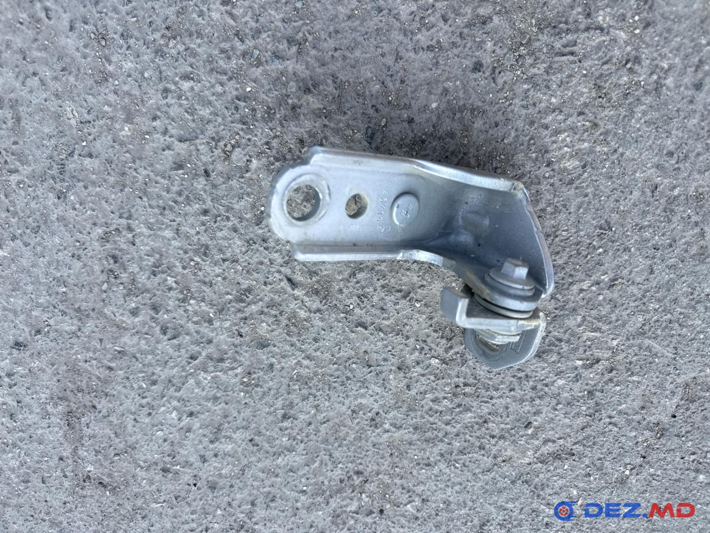 Петля двери, Ford Kuga 2013-2019