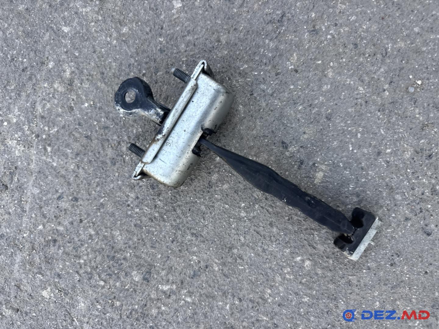 Петля двери, Ford Kuga 2013-2019