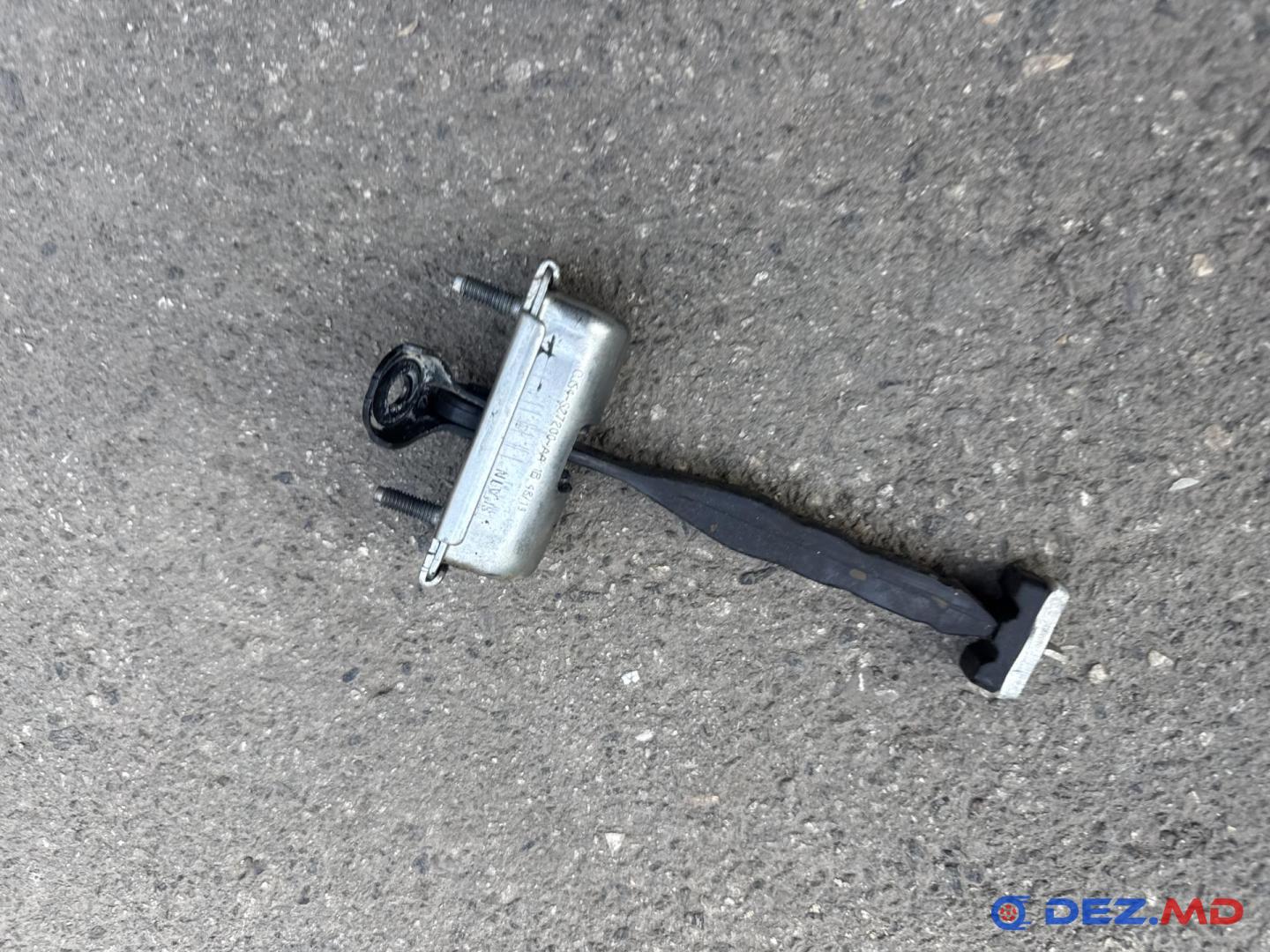 Петля двери, Ford Kuga 2013-2019