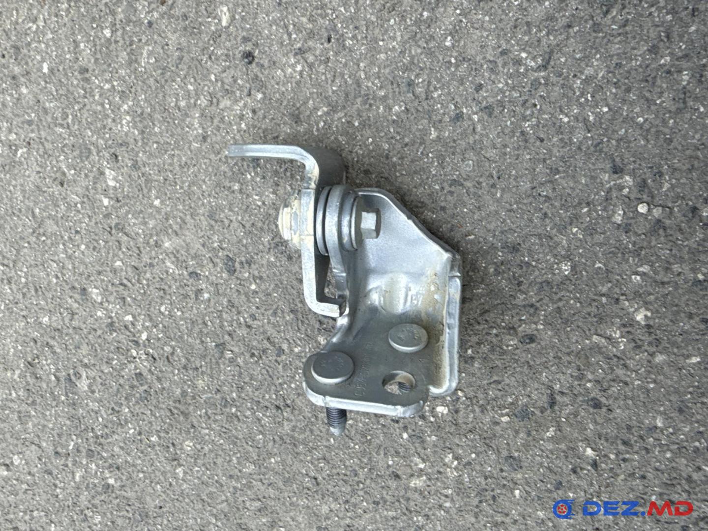 Петля двери, Ford Kuga 2013-2019