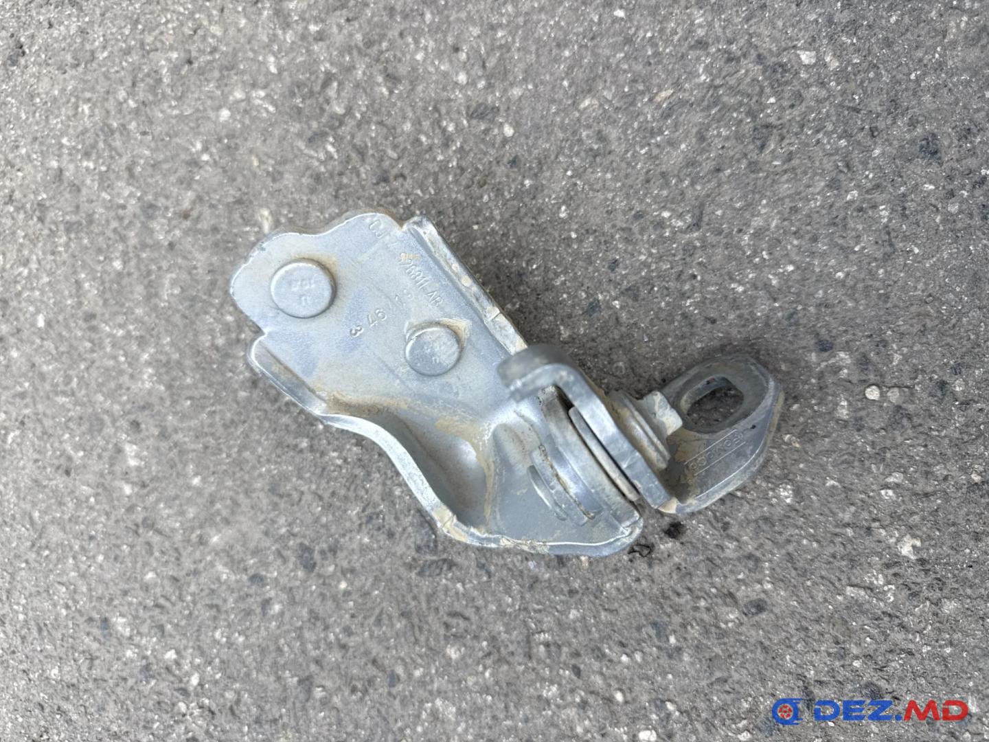 Петля двери, Ford Kuga 2013-2019