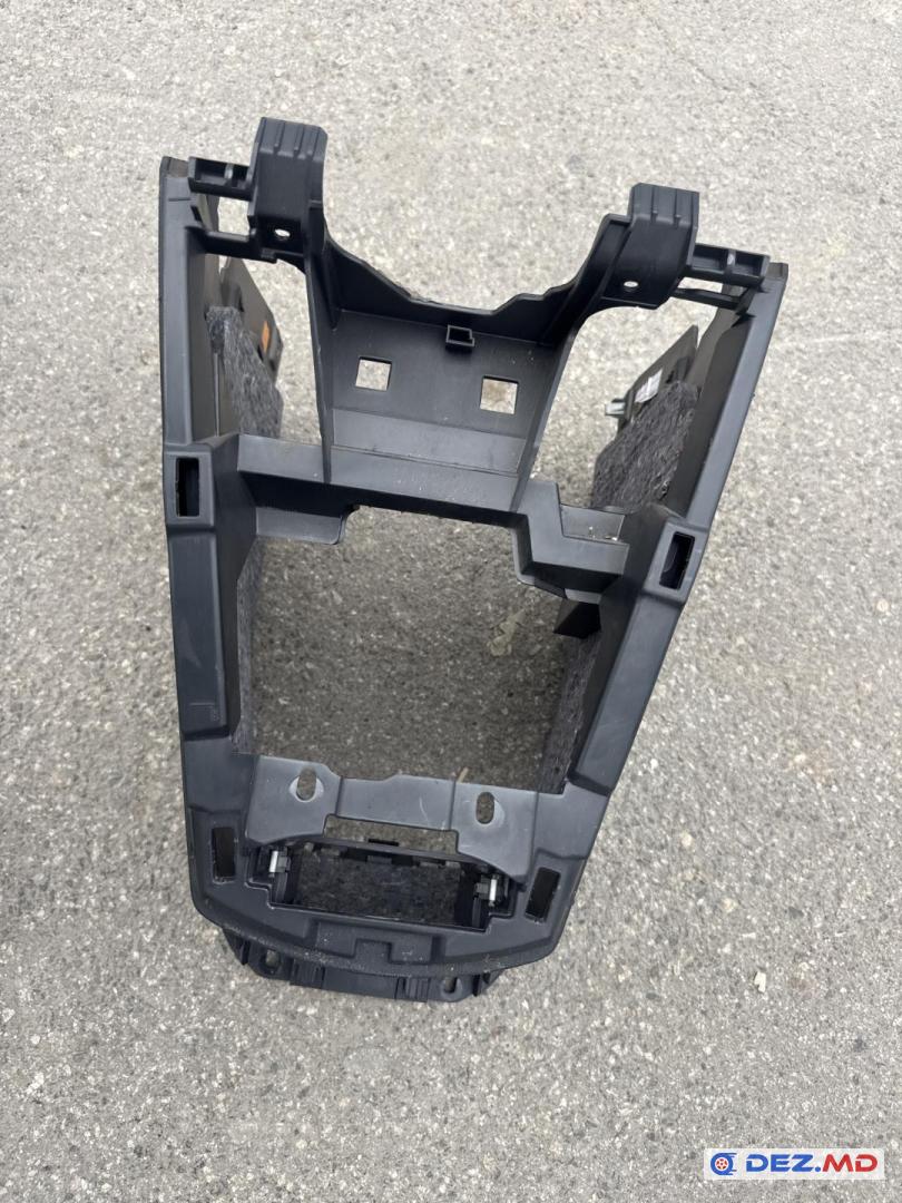 Консоль центральная, Renault Scenic 3 2009-2016