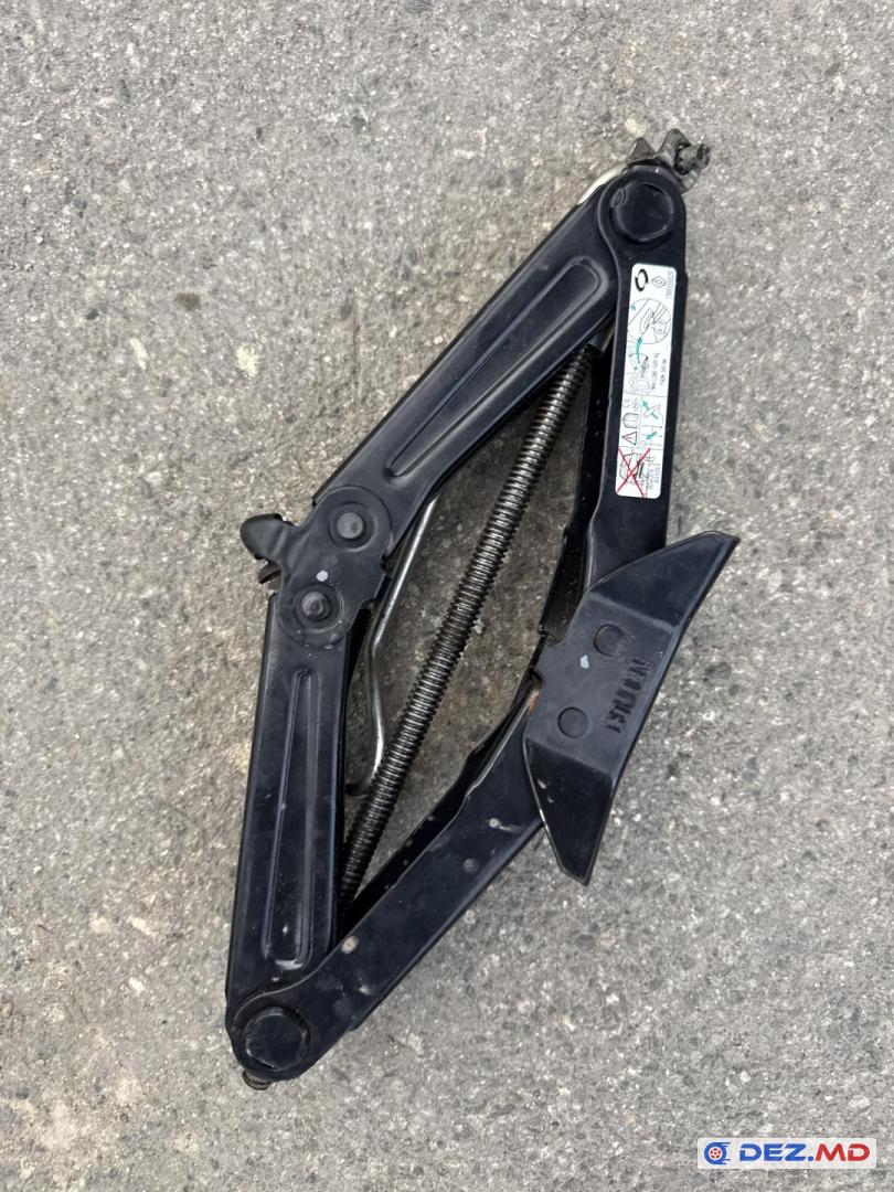 Домкрат Ключ Крюк, Renault Scenic 3 2009-2016