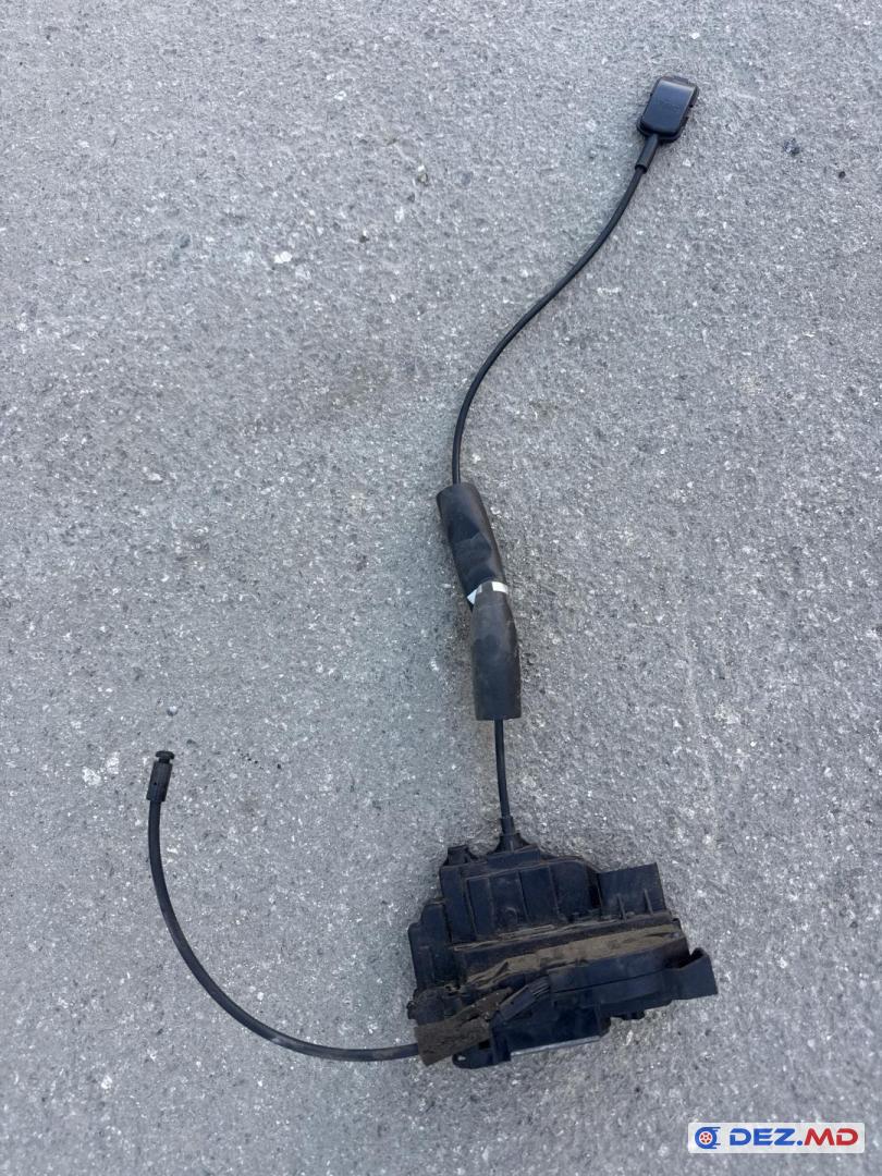 Замок двери, Renault Scenic 3 2009-2016