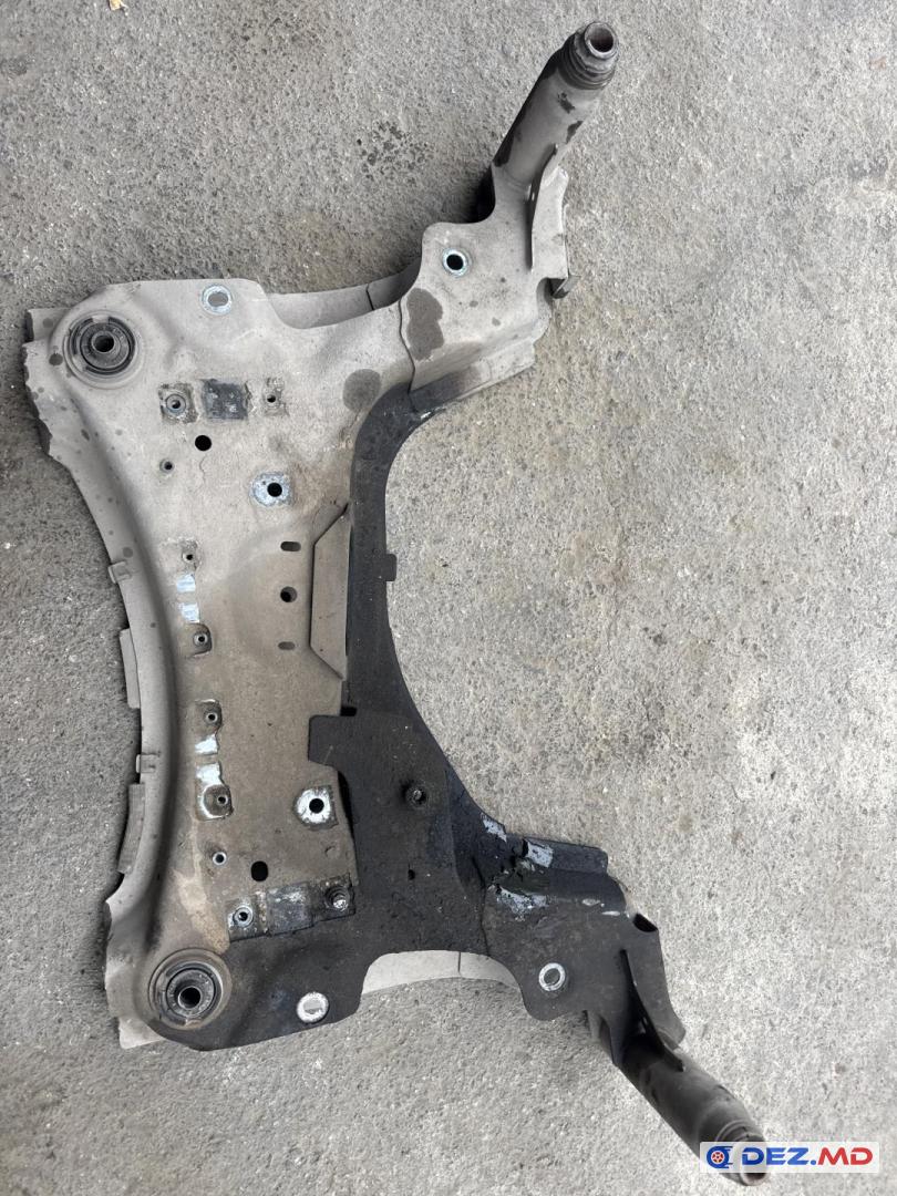 Балка передняя, Renault Scenic 3 2009-2016