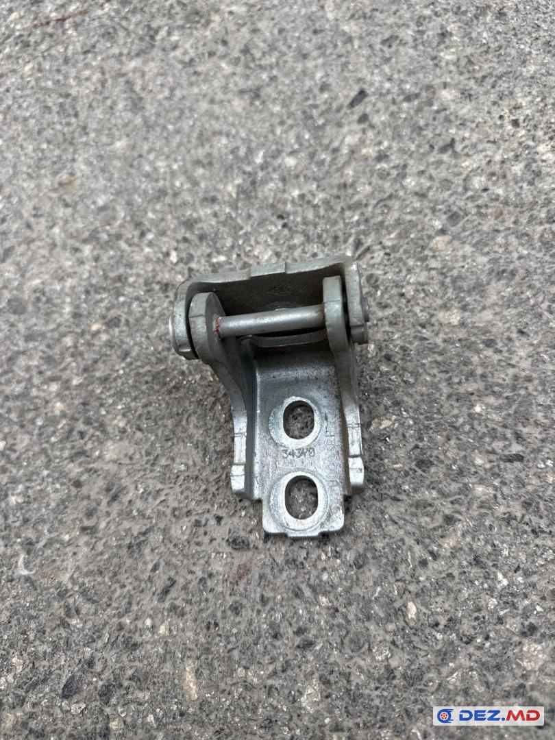 Петля двери, Renault Scenic 3 2009-2016