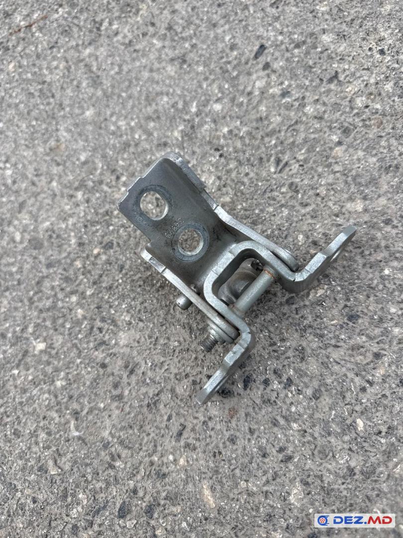 Петля двери, Renault Scenic 3 2009-2016