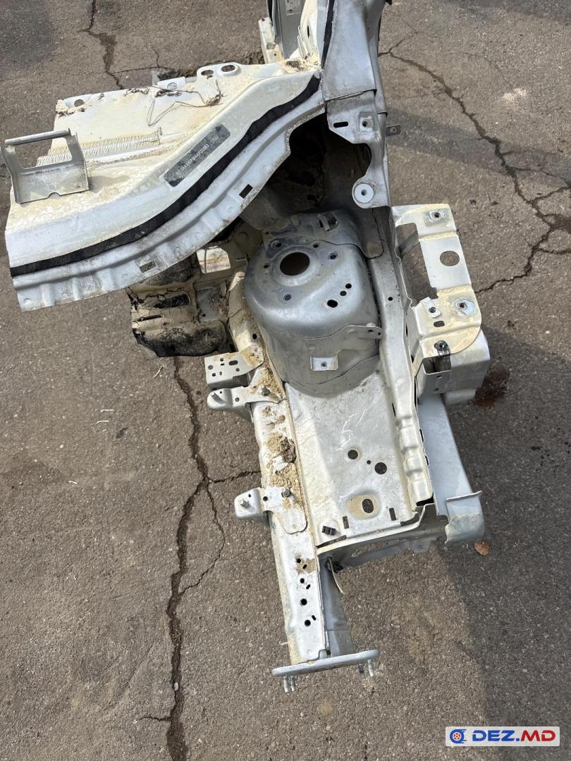 Части кузова, Ford Kuga 2013-2019