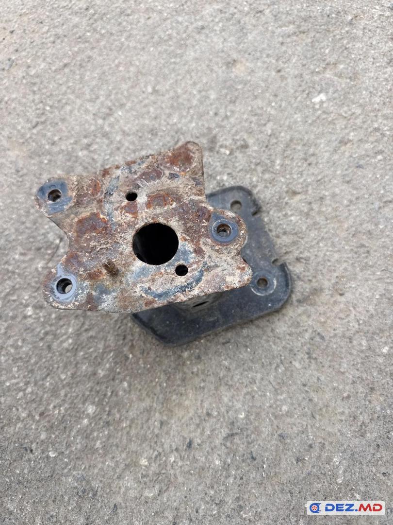 Усилитель задний, Toyota Rav4 2013-2018