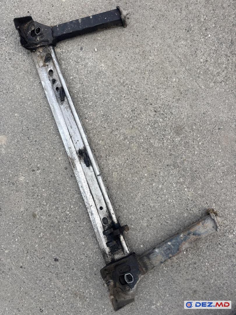 Панель передняя, Renault Scenic 3 2009-2016