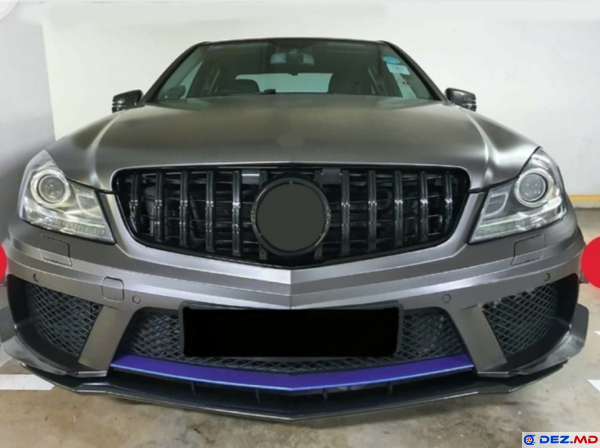 Grila radiator, Grila radiator, Mercedes-Benz C-W204 (2007-2014)