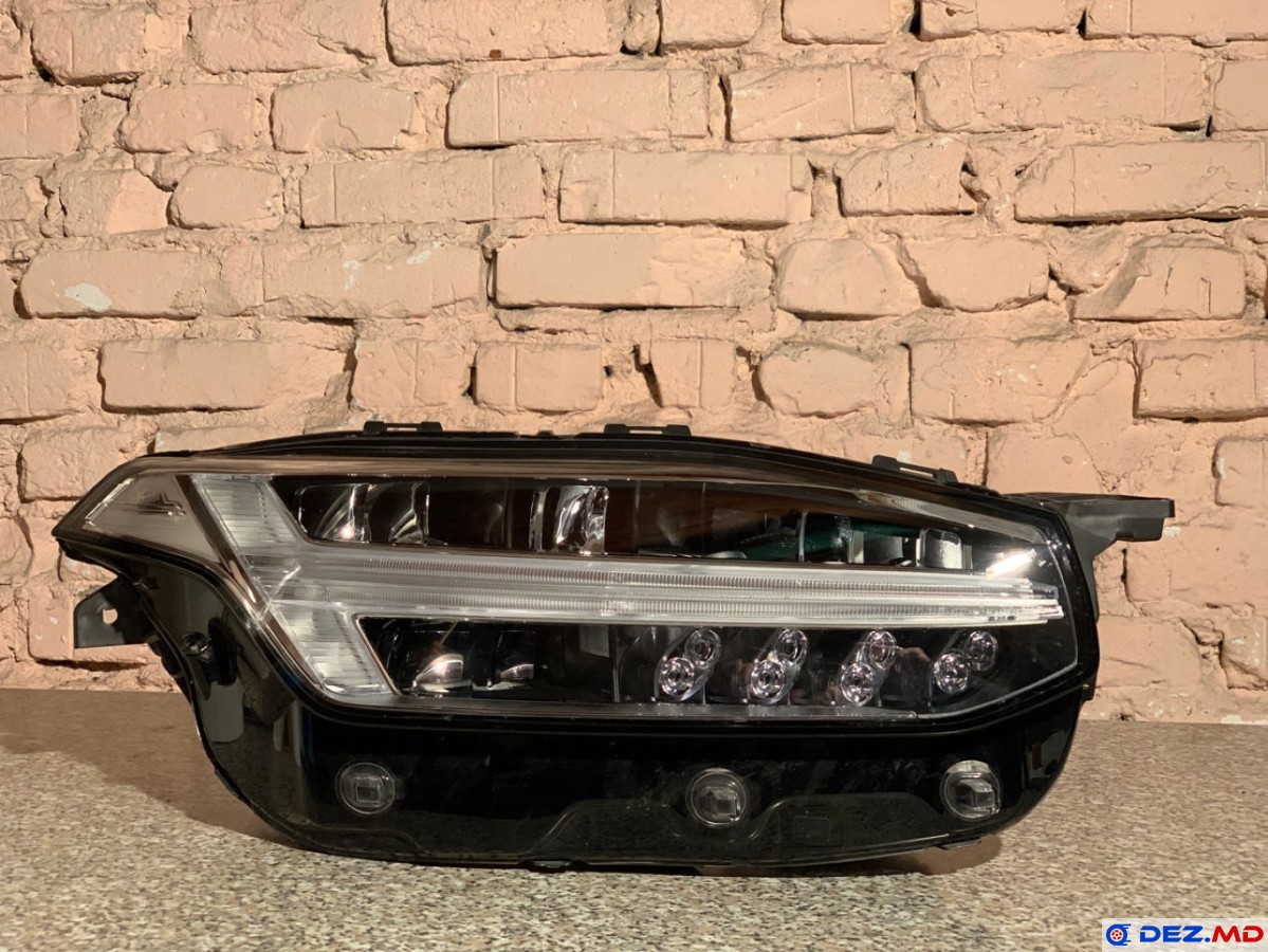 Faruri Stopuri Lumini, Faruri, Volvo XC90 (2014-202..)