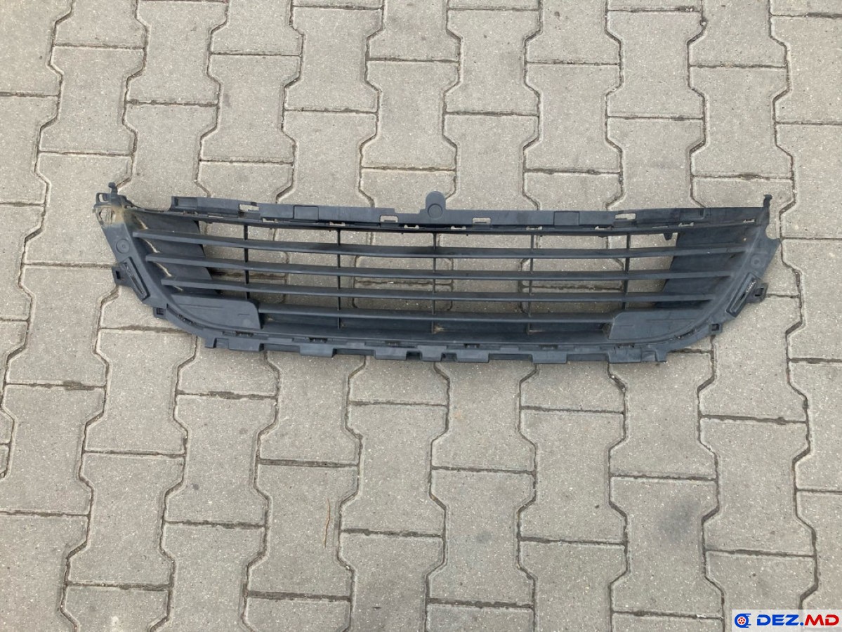 Бампер передний, Решётка /накладка бампера, Citroen C4 (2004-2011)