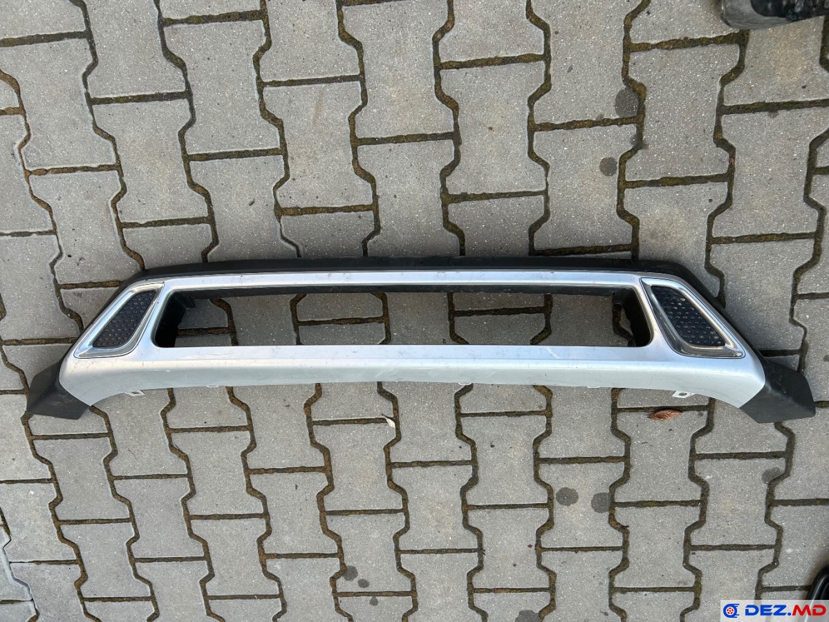 Бампер задний, Решётка /накладка бампера, Mitsubishi Outlander (2015-2020)
