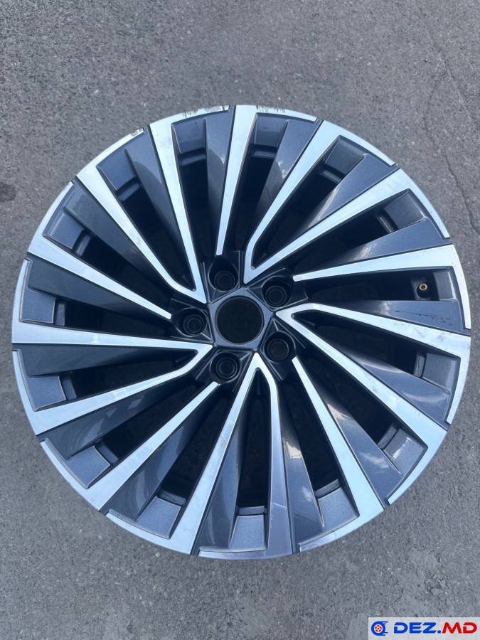 Колесо /Аксеcсуары, Диск / Колесо, Skoda Superb (2023-202..)