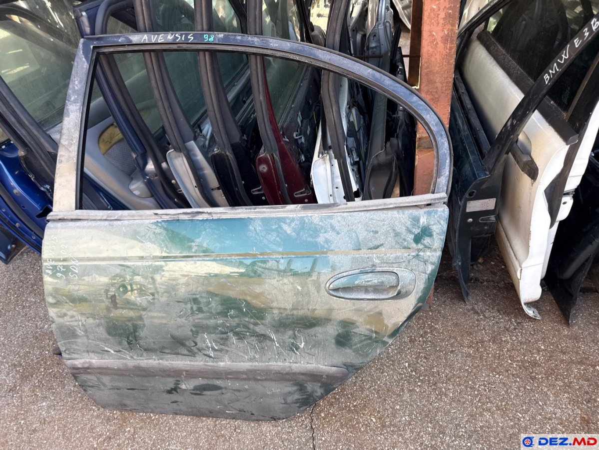 Дверь левая, Дверь левая, Toyota Avensis (1997-2003)