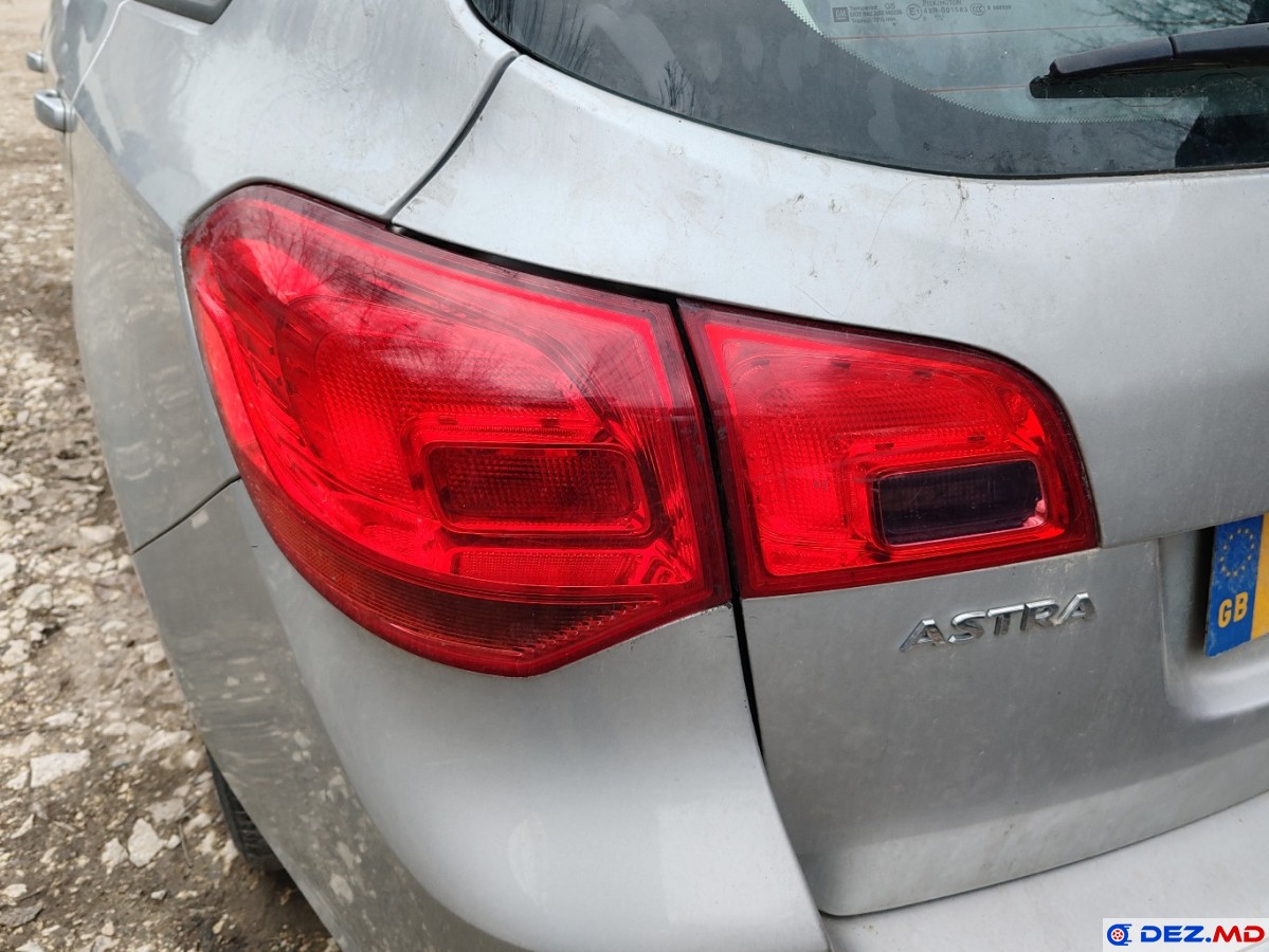 Оптика и освещение, Фонарь задний, Opel Astra J (2010-2014)