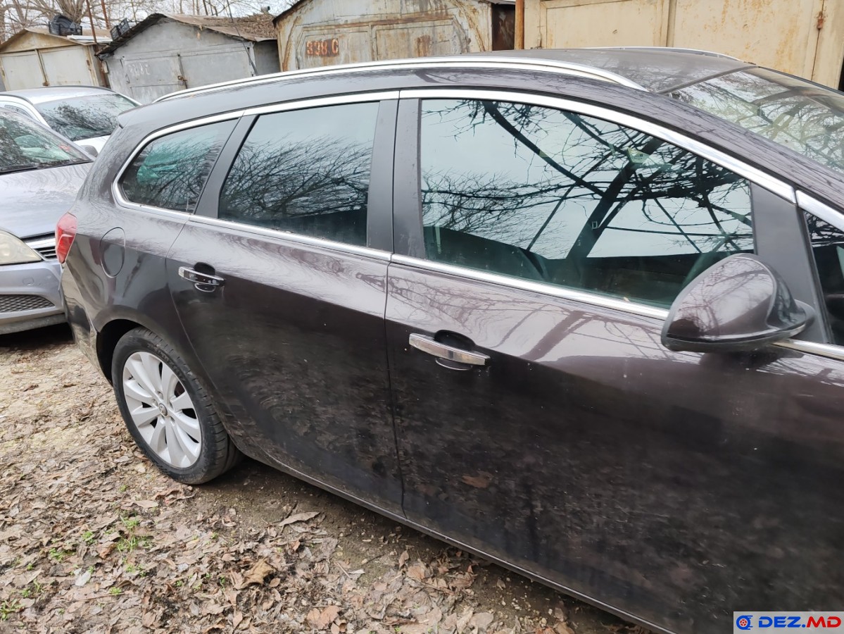 Стекла, Стекло правое, Opel Astra J (2010-2014)