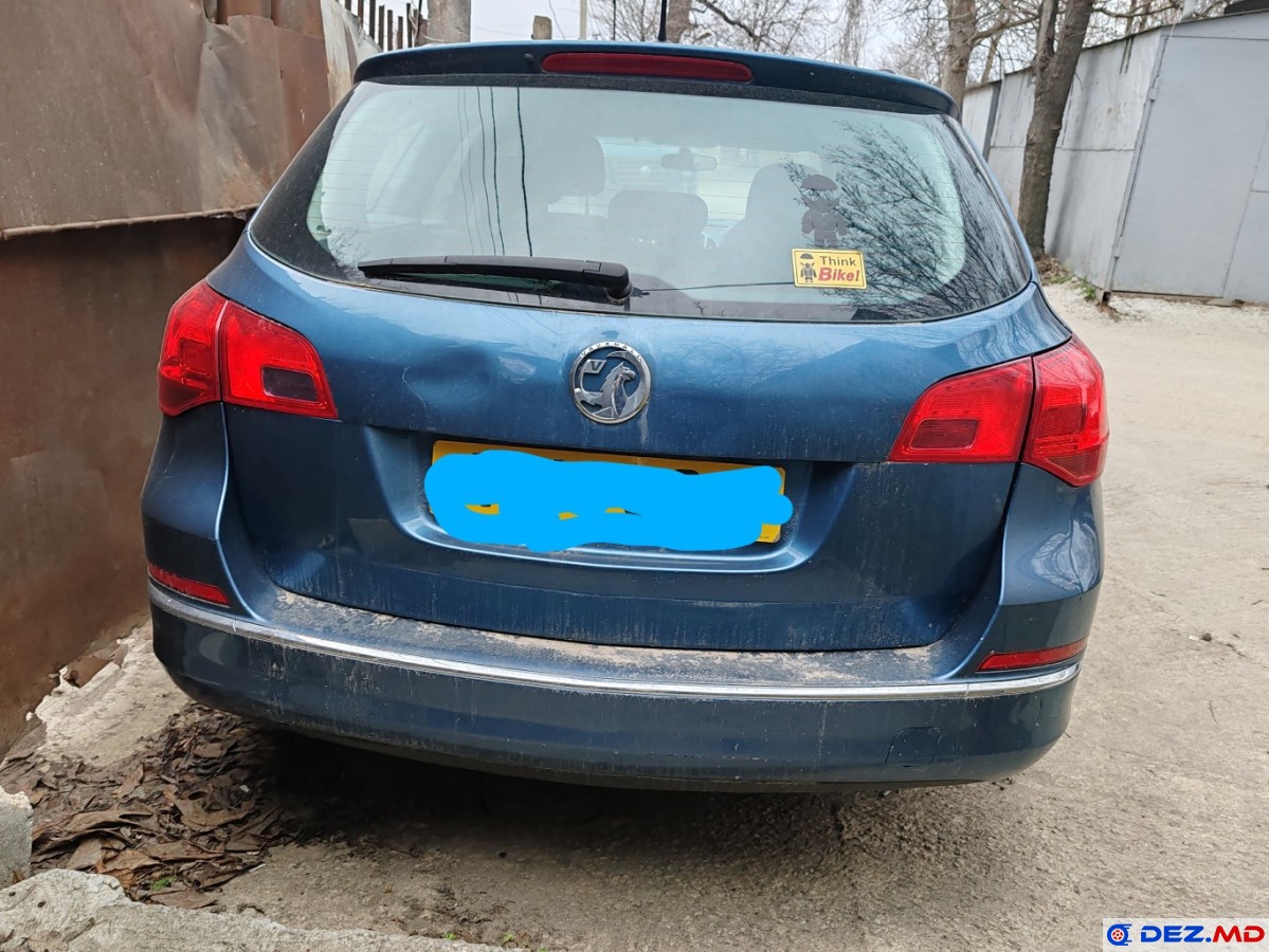 Крышка (дверь) багажника, Крышка (дверь) багажника, Opel Astra J (2010-2014)