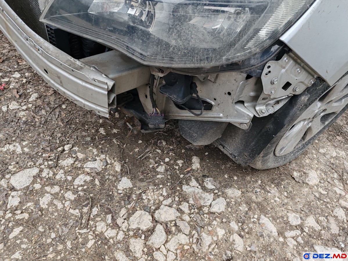 Система очистки стекол, Бачок стеклоомывателя, Opel Astra J (2010-2014)