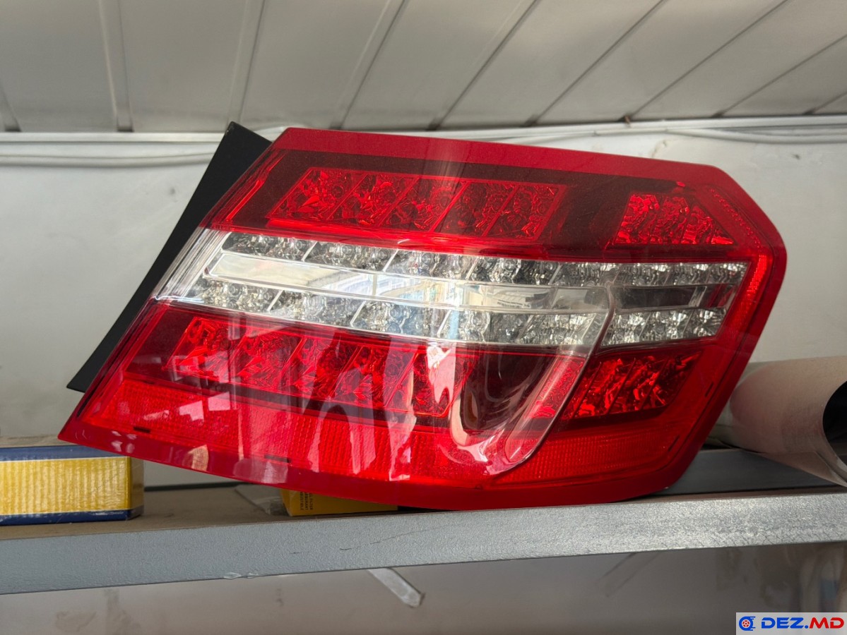 Оптика и освещение, Фонарь задний, Mercedes-Benz E-W212 (2009-2016)
