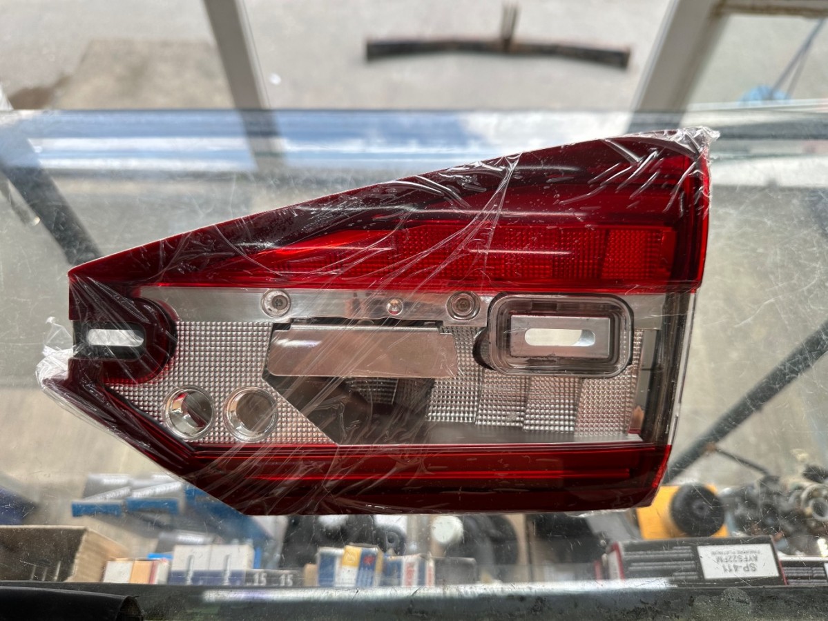 Оптика и освещение, Фонарь задний, Ford Fusion USA (2012-2020)