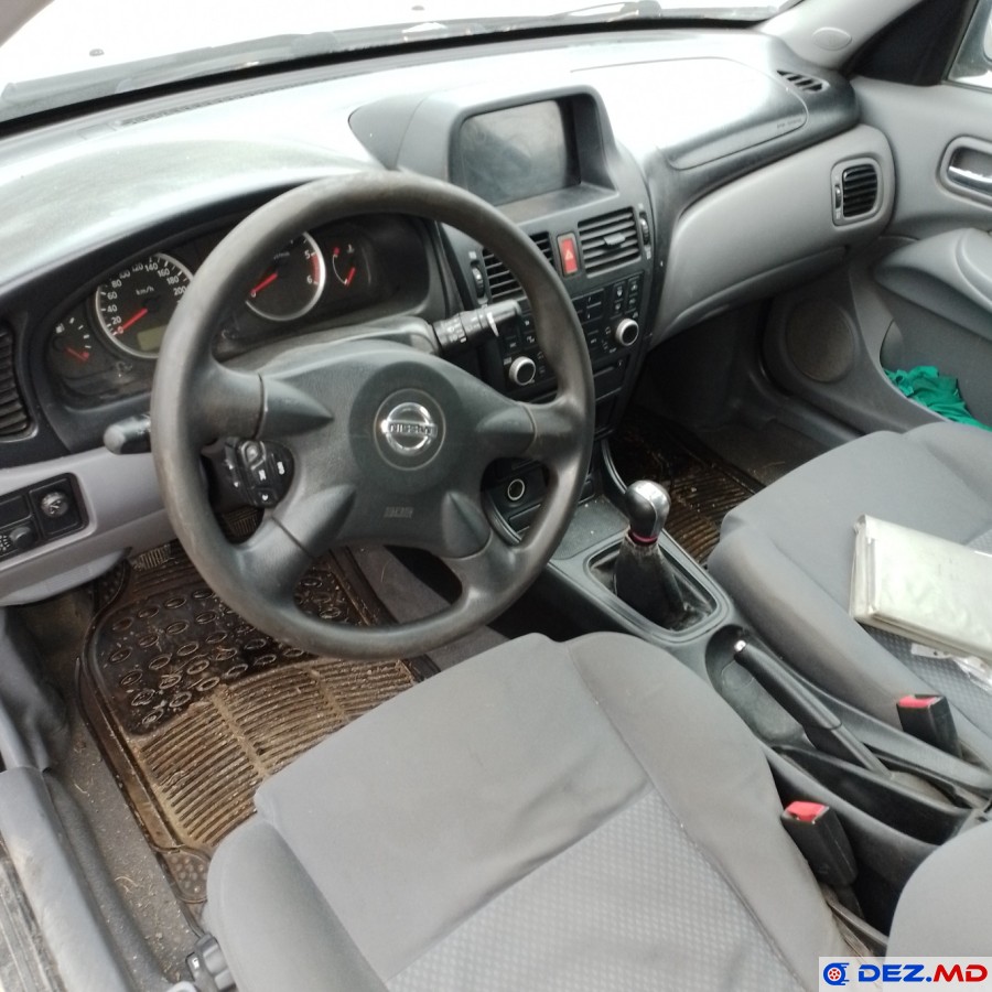 Nissan Almera