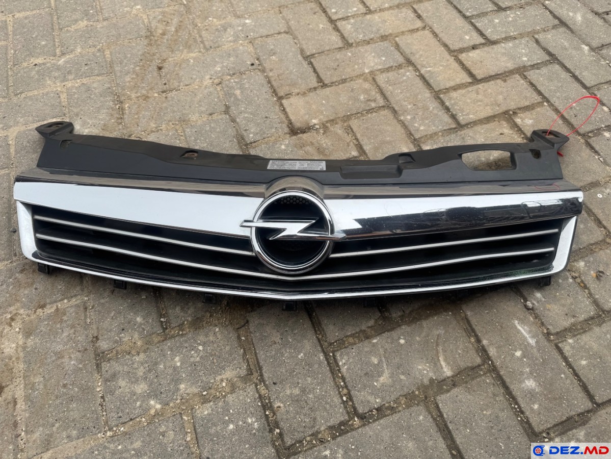 Решетка радиатора, Решeтка радиатора, Opel Astra H (2004-2010)