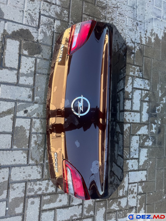 Крышка (дверь) багажника, Крышка (дверь) багажника, Opel Astra J (2010-2014)
