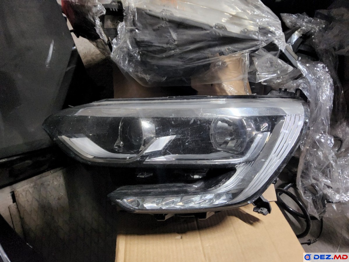 Faruri Stopuri Lumini, Faruri, Renault Megane 4 (2015-2022)