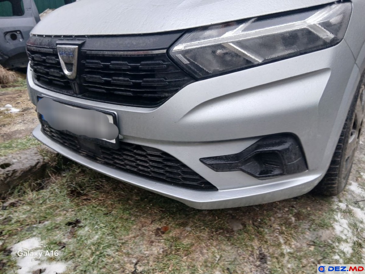 Bara fata, Grila bara fata, Dacia Logan (2020-2023)
