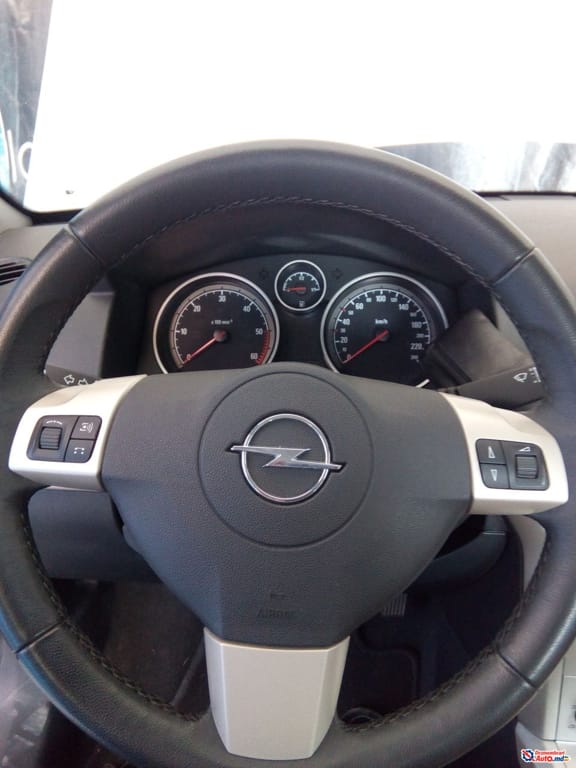 Салон, Рулевое колесо, Opel Astra H (2004-2010)