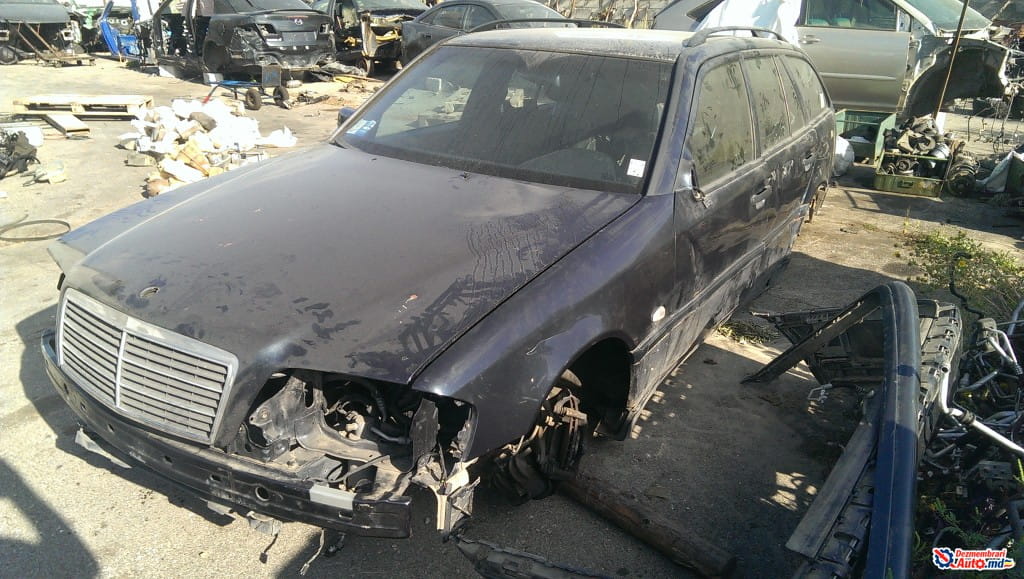Mercedes-Benz C-Class W202 Dezmembrari auto !!!
