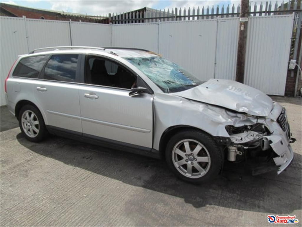 Volvo XC70 DEZMEMBRARI AUTO!!!