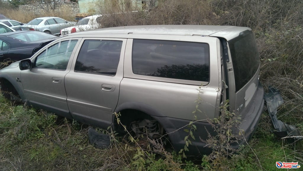 Дверь левая, Volvo XC70 (2000-2007)