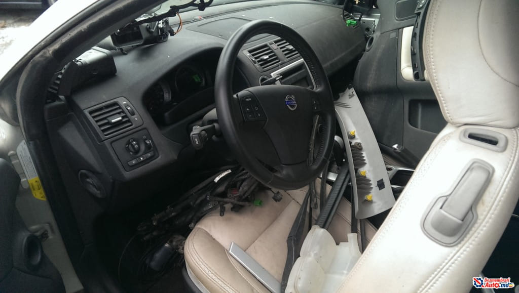Рулевое колесо, Volvo XC70 (2010)