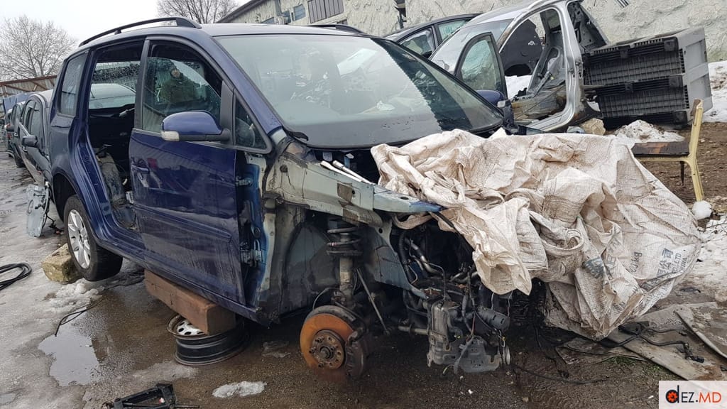VW Touran 1.9TDI Автозапчасти ...Разборка авто !!!!
