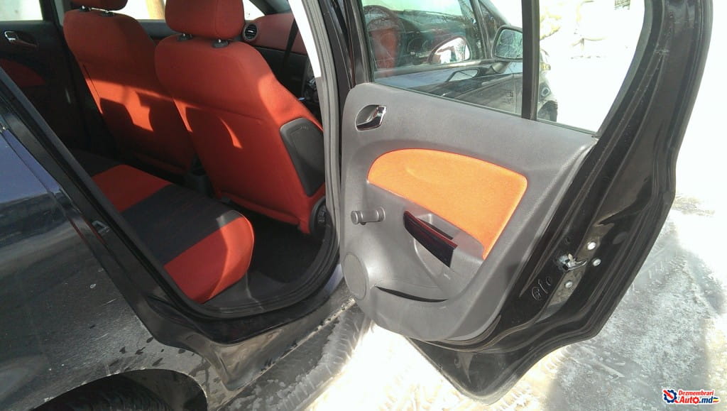 Салон, Карта двери , Opel Corsa D (2007-2014)