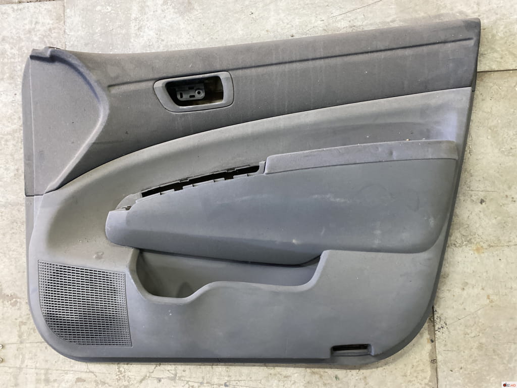 Салон, Карта двери , Toyota Prius 20 (2004-2009)
