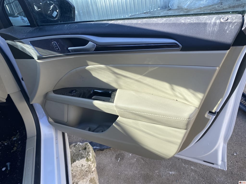 Салон, Карта двери , Ford Fusion/Mondeo (2012-2020)