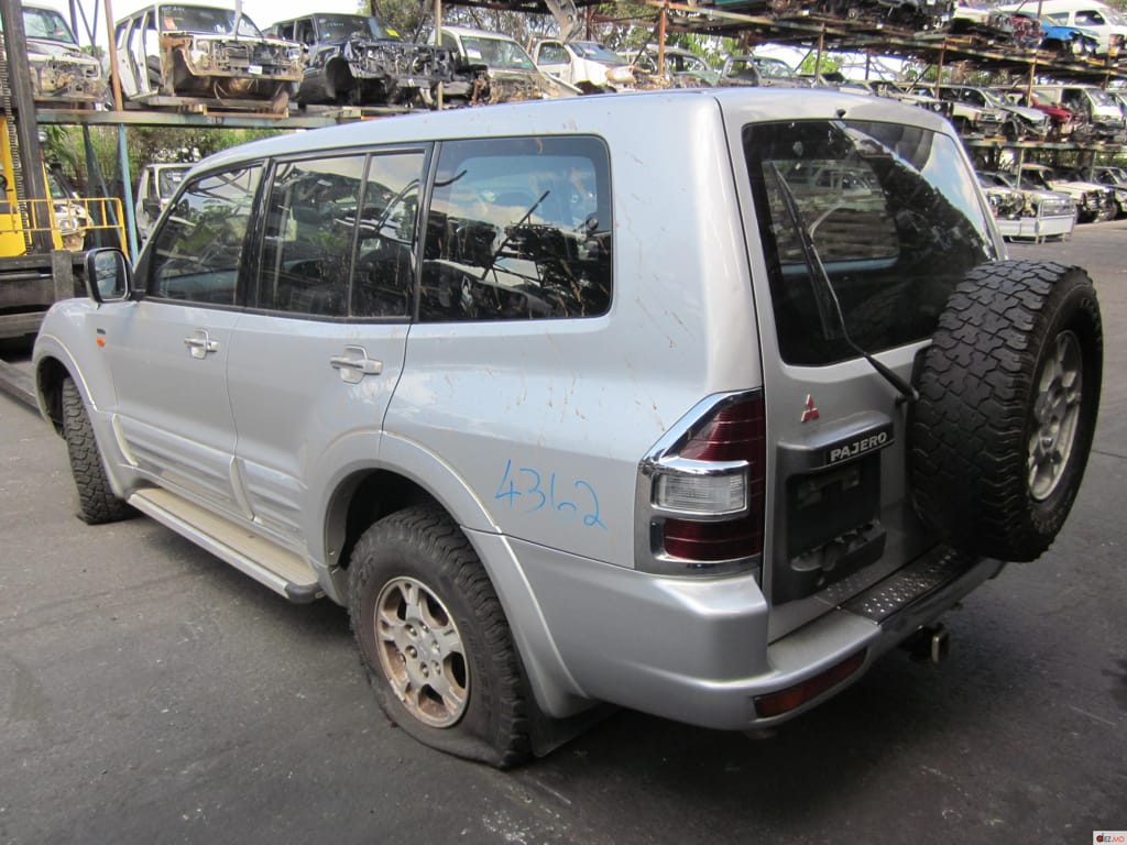 Mitsubishi Pajero 3 2000-2007