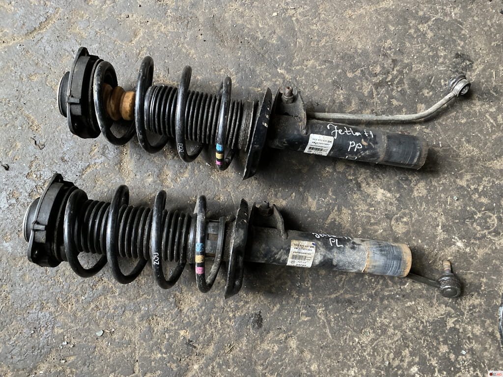 Подвеска передняя , Амортизатор, VW Jetta 6 (2010-2017)