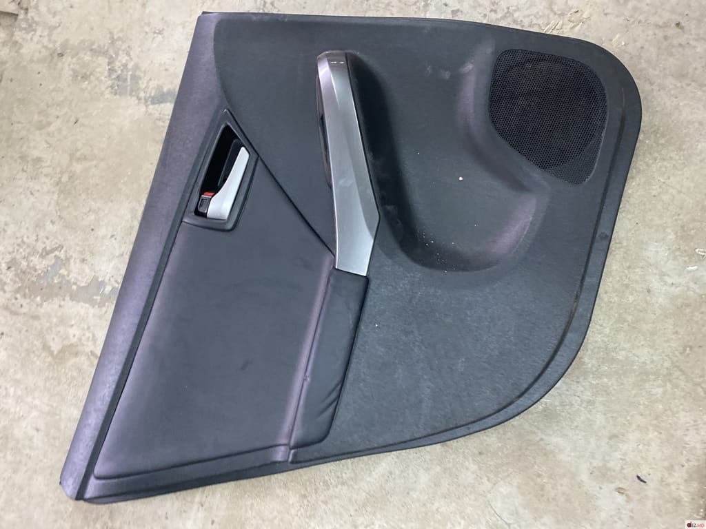 Салон, Карта двери , Toyota Prius 30 (2010-2015)