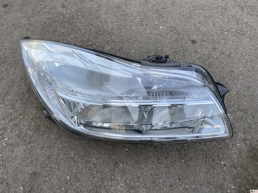 Оптика и освещение, Фара, Opel Insignia (2008-2017)