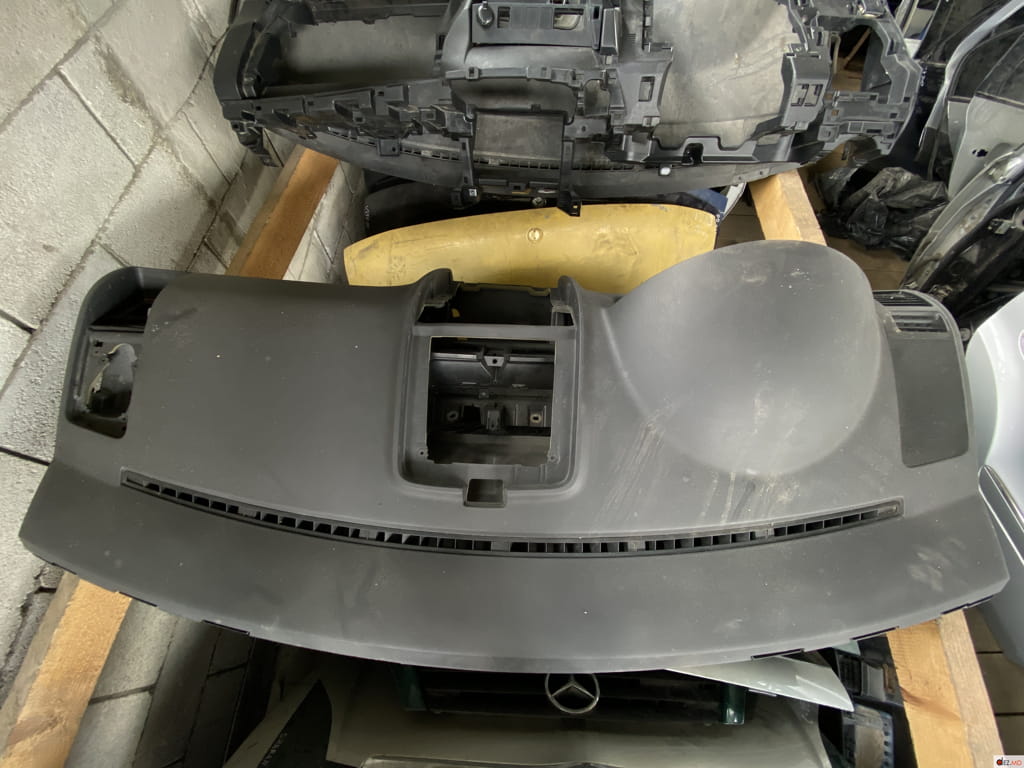 Салон, Торпедо , VW Touran (2003-2010)