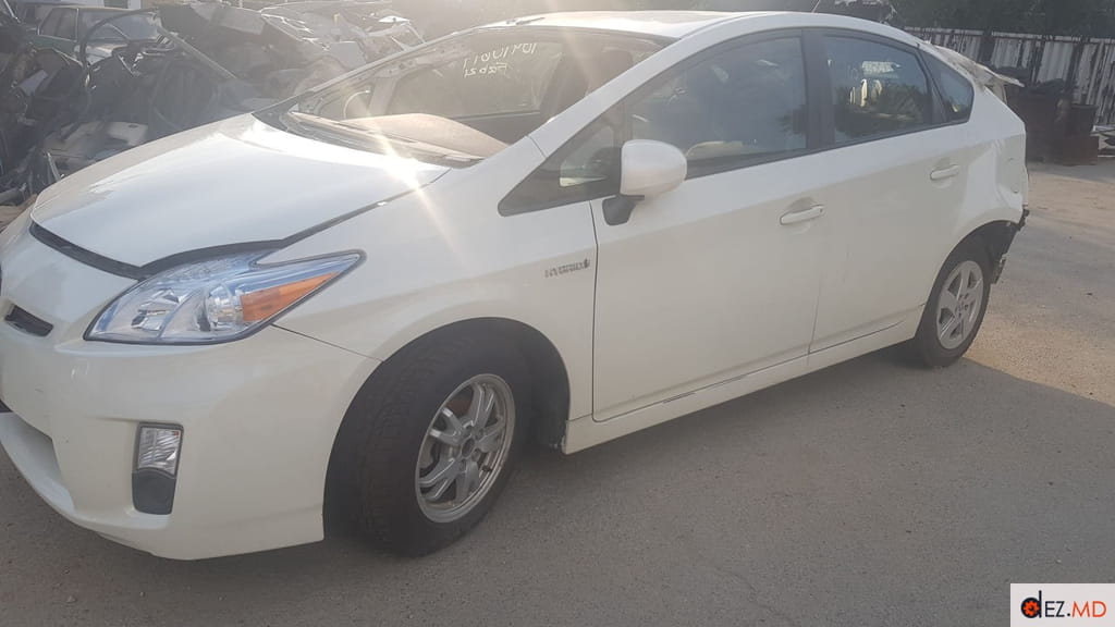TOYOTA PRIUS 30 Dezmembrare auto !!!