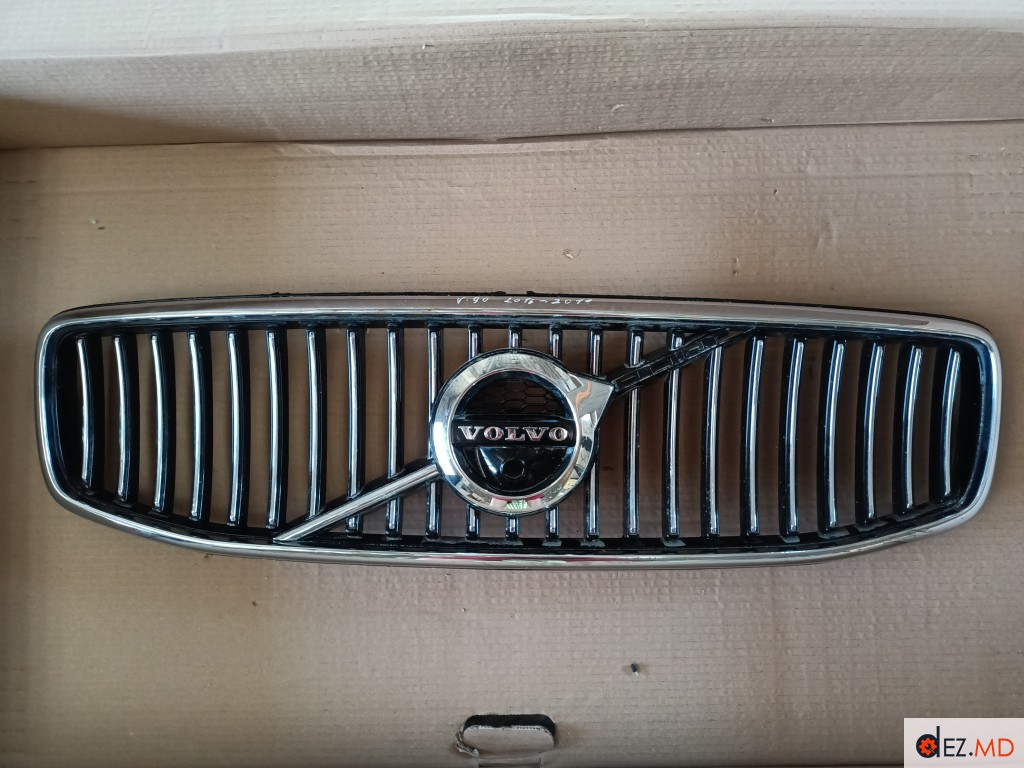 Решетка радиатора, Решeтка радиатора, Volvo