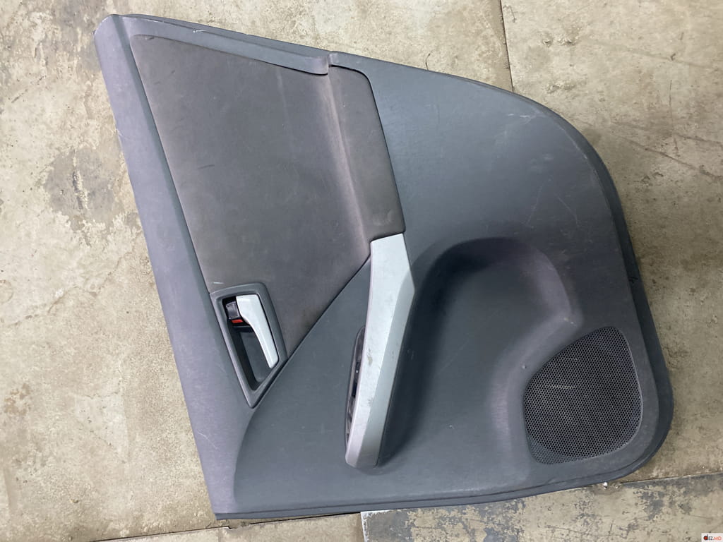 Салон, Карта двери , Toyota Prius 30 (2010-2015)
