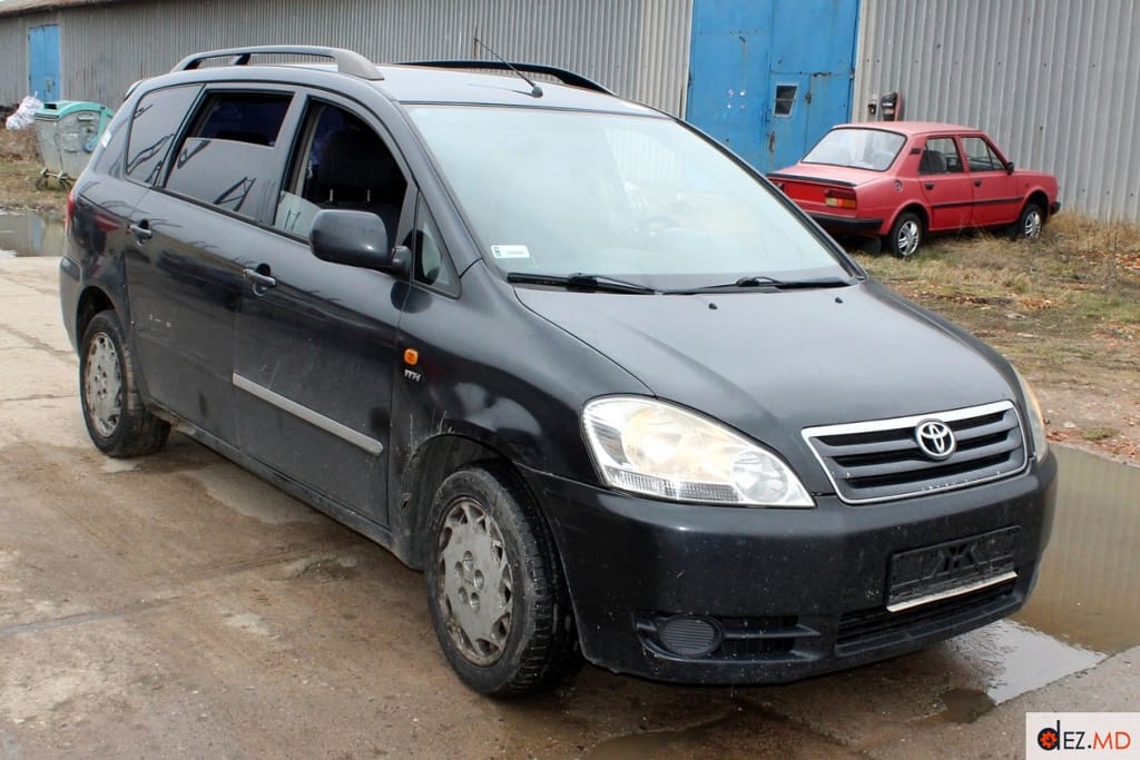 TOYOTA AVENSIS VERSO 2002 DEZMEMBRARE AUTO !!!