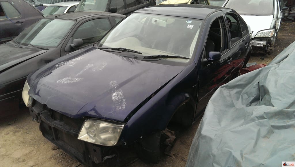 VW BORA DEZMEMBRARE AUTO !!!